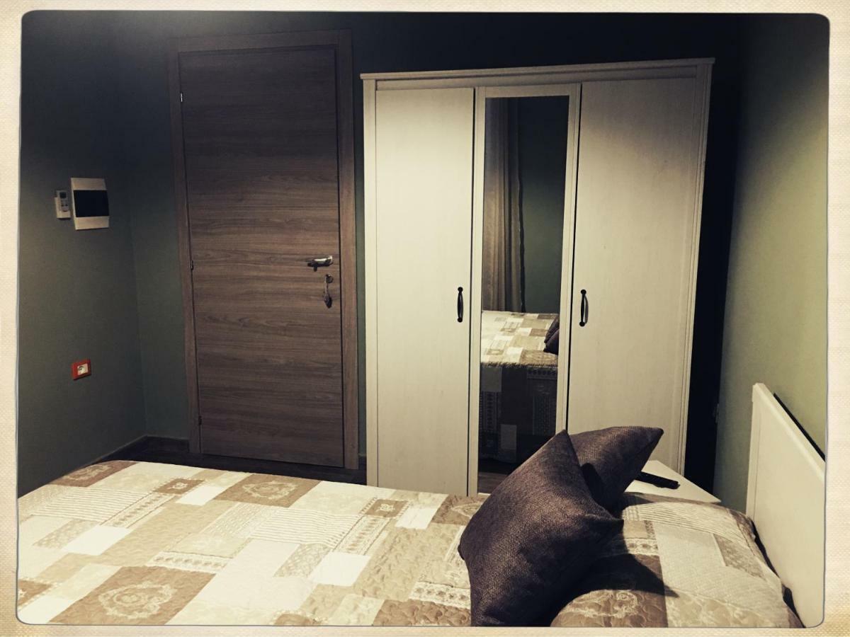 The Hive Stefy'S Apartment Iglesias Ngoại thất bức ảnh